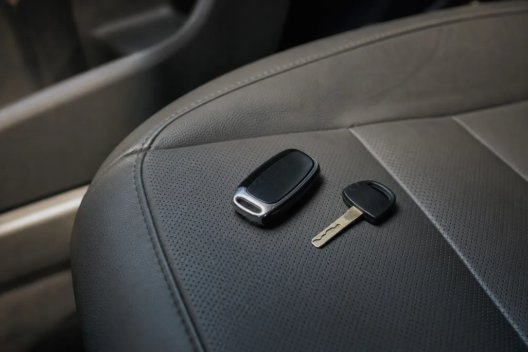 Car Key: Locksmith or Dealer? in Rowlett, TX